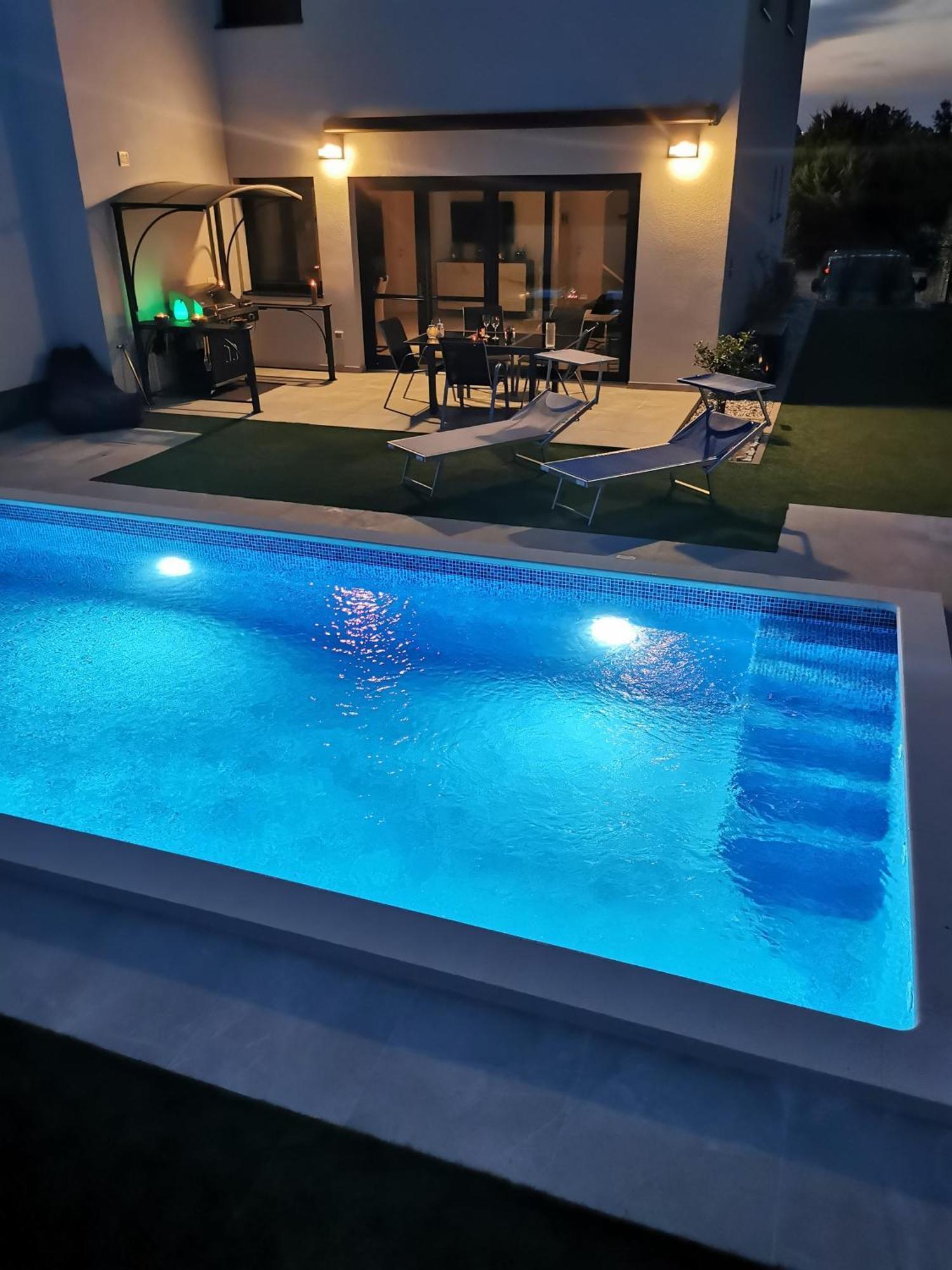 Volme Pool Apartment Banjole Ngoại thất bức ảnh
